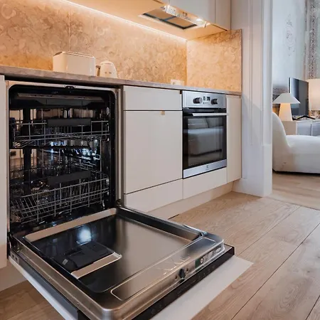 아파트 Charm 2bdr With River View By Lovelystay